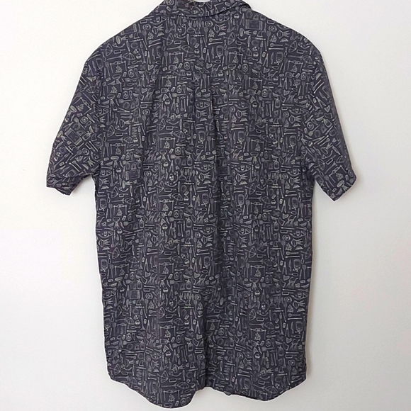 O'Neill Novelty Print Short Sleeve Button Down Shirt BBQ Print Size Large - Picture 2 of 6